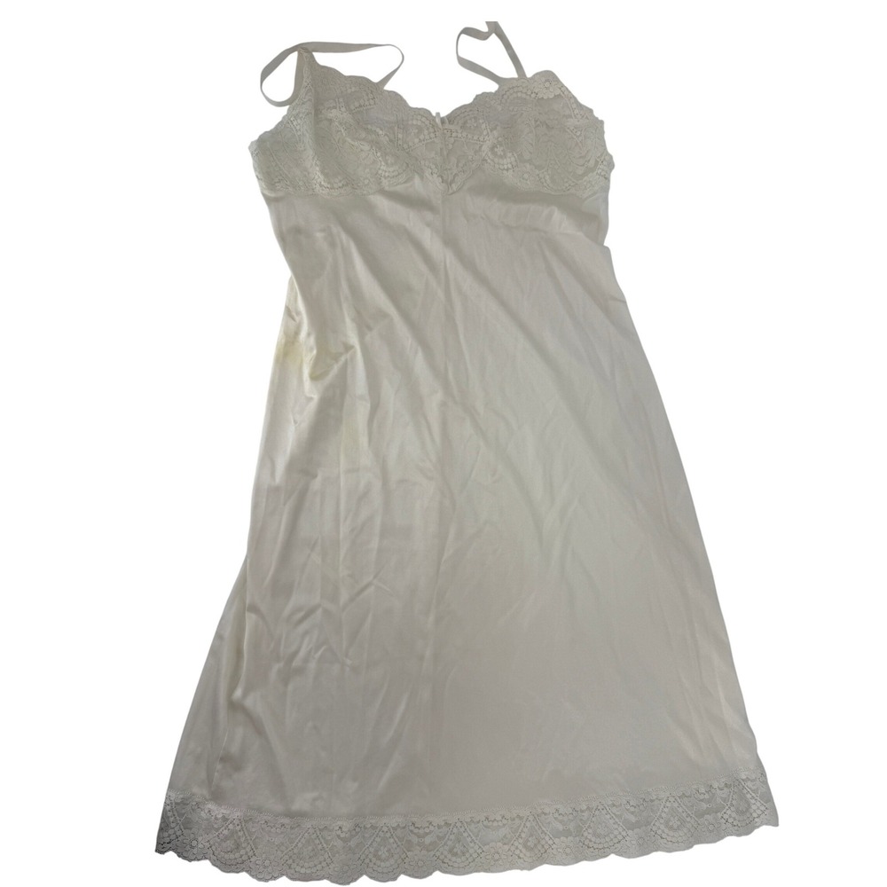 Vintage Vassarette Ivory Full Slip Lace Trim Adjustable Straps Size 36 F USA